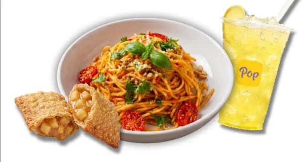 Pasta Gesek Lejen + Apple Pie + Iced Lemonade